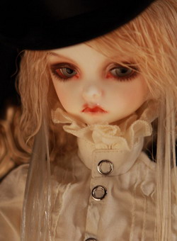AARON-1